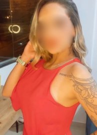 Loirinha desinibida muito simpatica atrevida