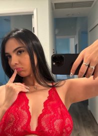 Estou disponível para momentos divertidos e picant Estou disponível para momentos divertidos e picant