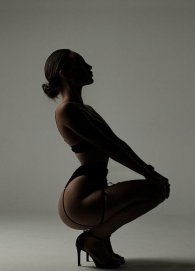 Sou nova por aqui e estou à procura de cavalheiros